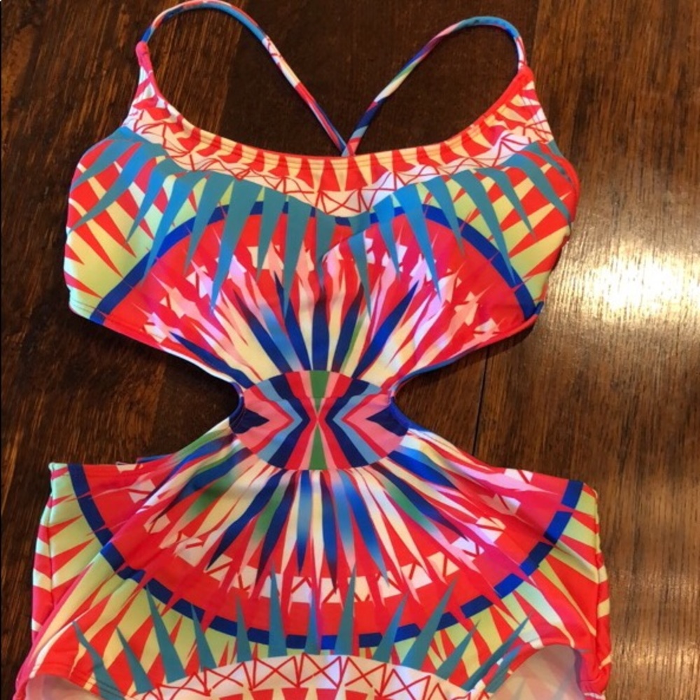 One piece swimsuit